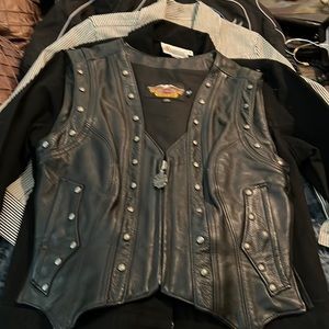 HD leather vest